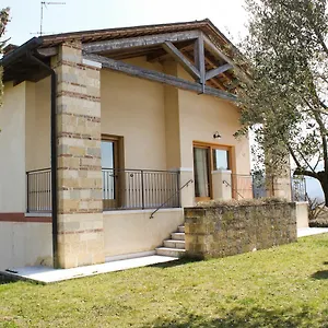  Vakantieboerderij Al Capitello Italië
